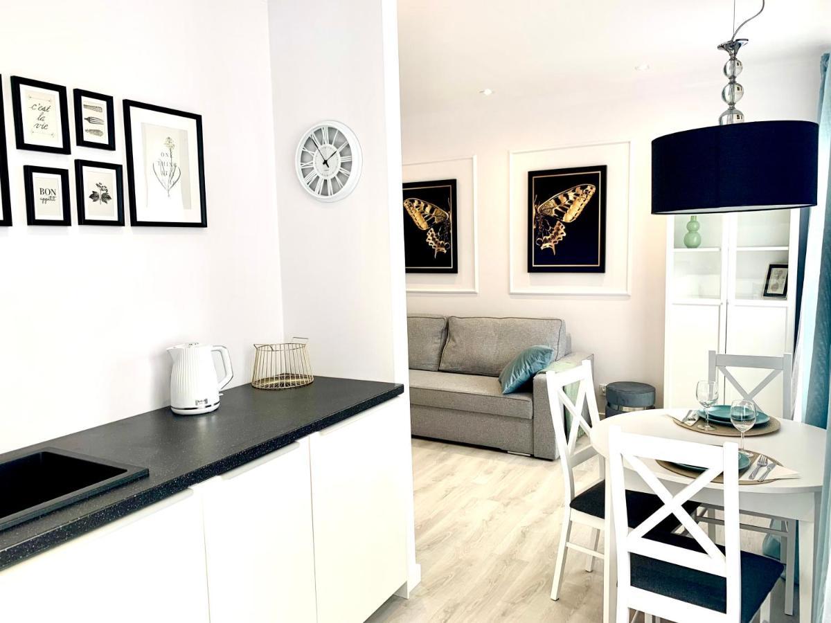 Apartamenty Sienkiewicza - Bezplatny Parking, Centrum, Park, Fv Келце Екстериор снимка