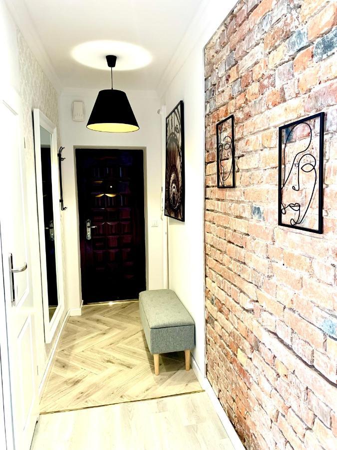 Apartamenty Sienkiewicza - Bezplatny Parking, Centrum, Park, Fv Келце Екстериор снимка