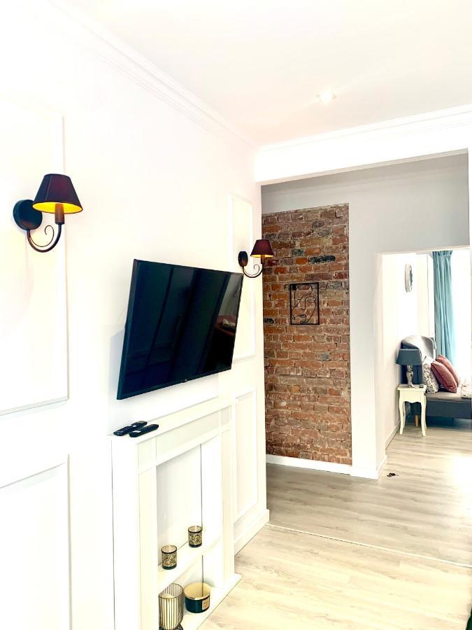 Apartamenty Sienkiewicza - Bezplatny Parking, Centrum, Park, Fv Келце Екстериор снимка