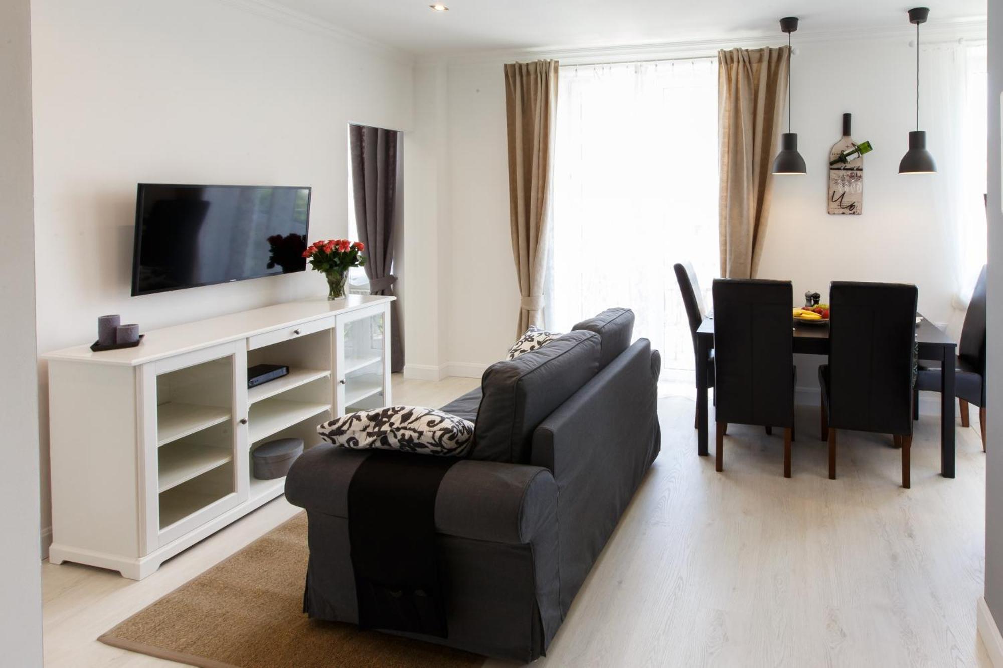 Apartamenty Sienkiewicza - Bezplatny Parking, Centrum, Park, Fv Келце Екстериор снимка