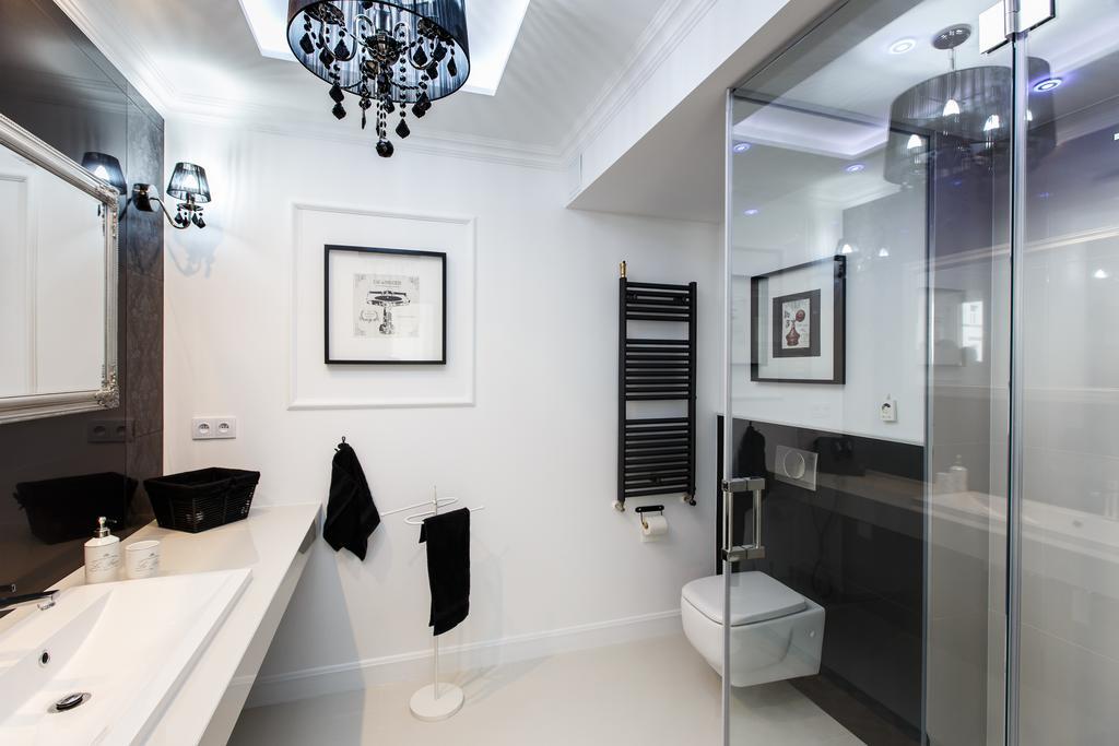Apartamenty Sienkiewicza - Bezplatny Parking, Centrum, Park, Fv Келце Екстериор снимка