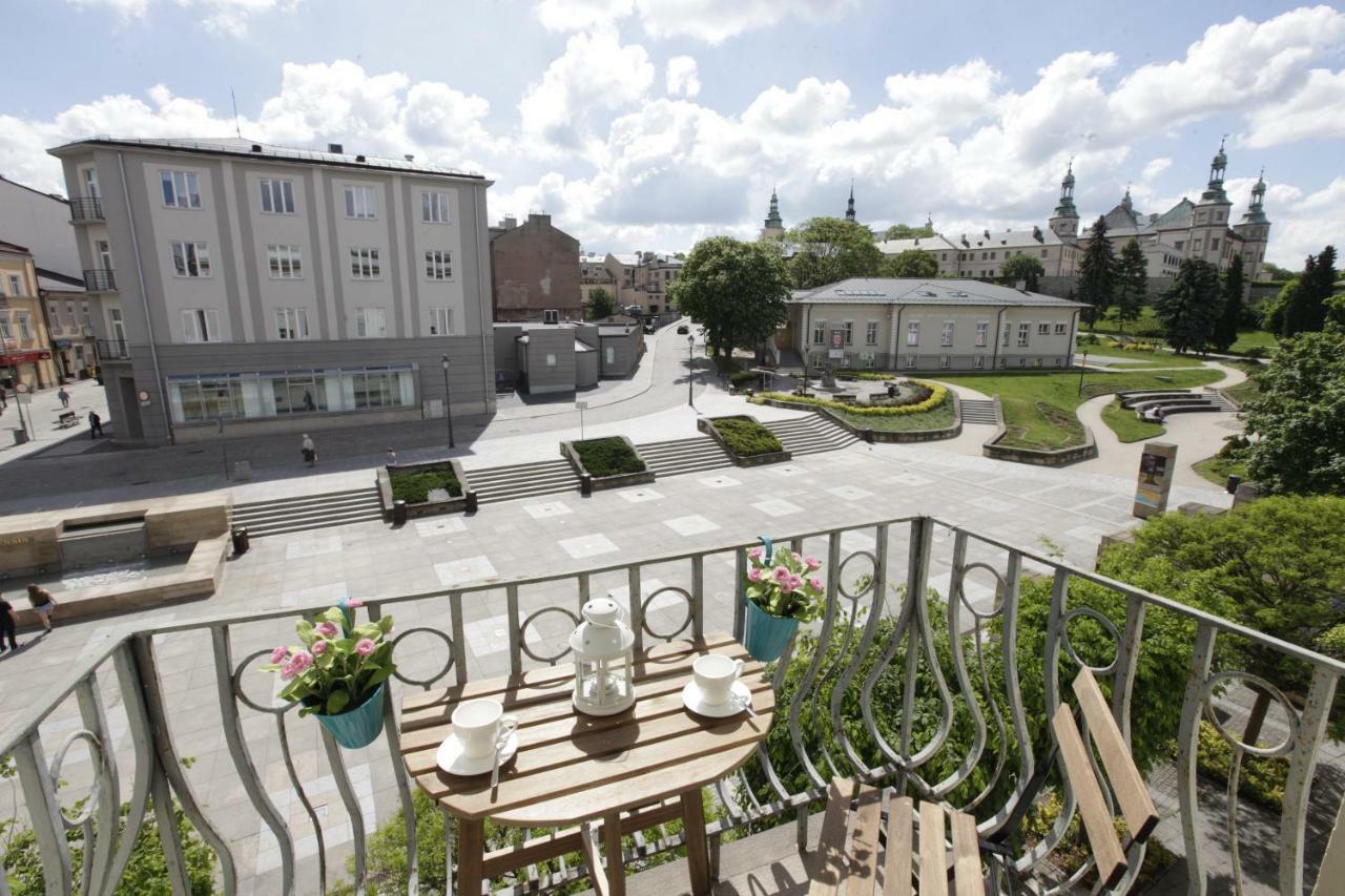 Apartamenty Sienkiewicza - Bezplatny Parking, Centrum, Park, Fv Келце Екстериор снимка