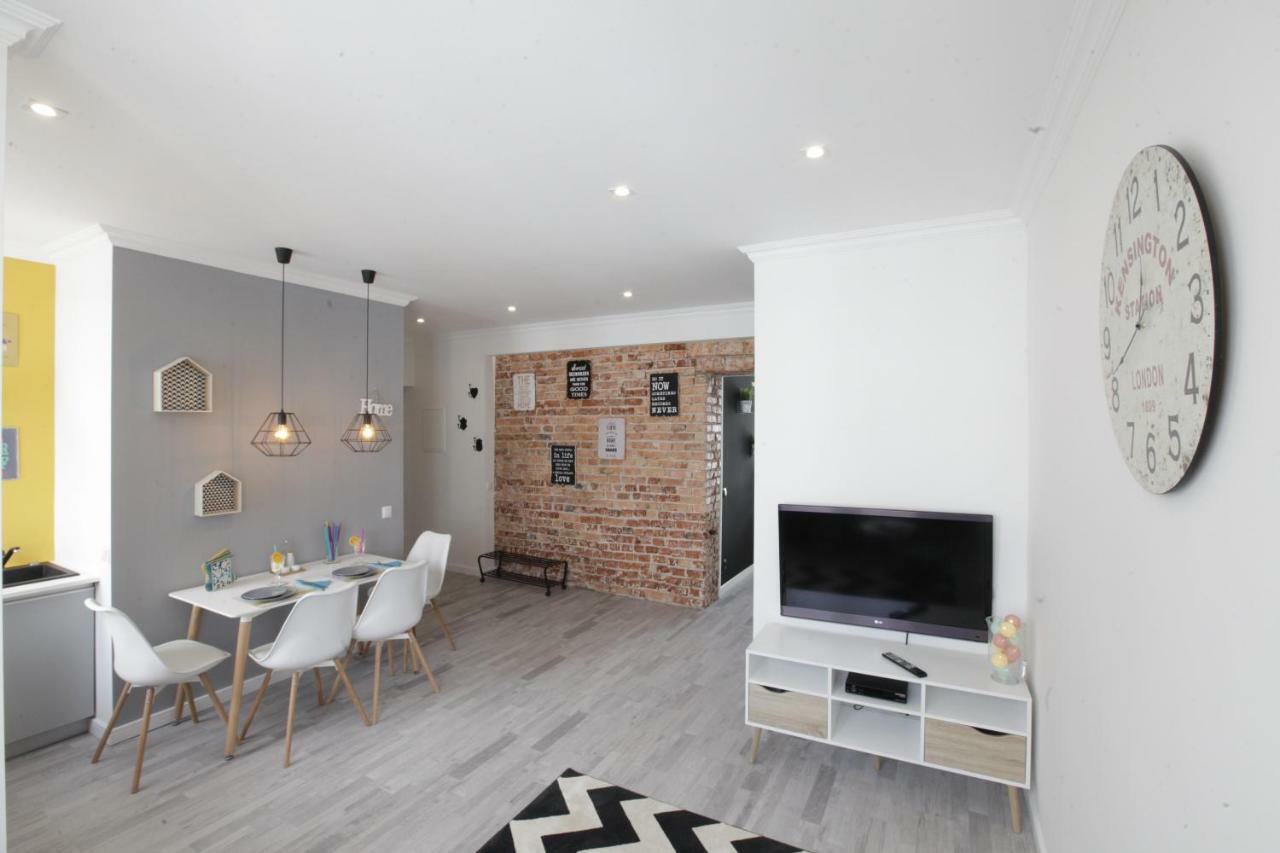 Apartamenty Sienkiewicza - Bezplatny Parking, Centrum, Park, Fv Келце Екстериор снимка