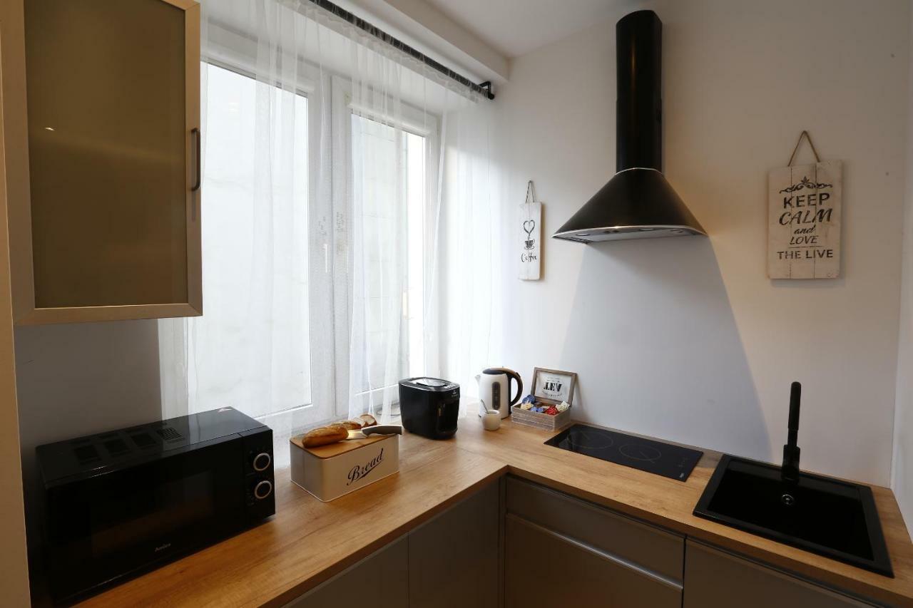 Apartamenty Sienkiewicza - Bezplatny Parking, Centrum, Park, Fv Келце Екстериор снимка