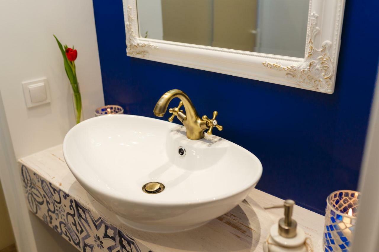 Apartamenty Sienkiewicza - Bezplatny Parking, Centrum, Park, Fv Келце Екстериор снимка